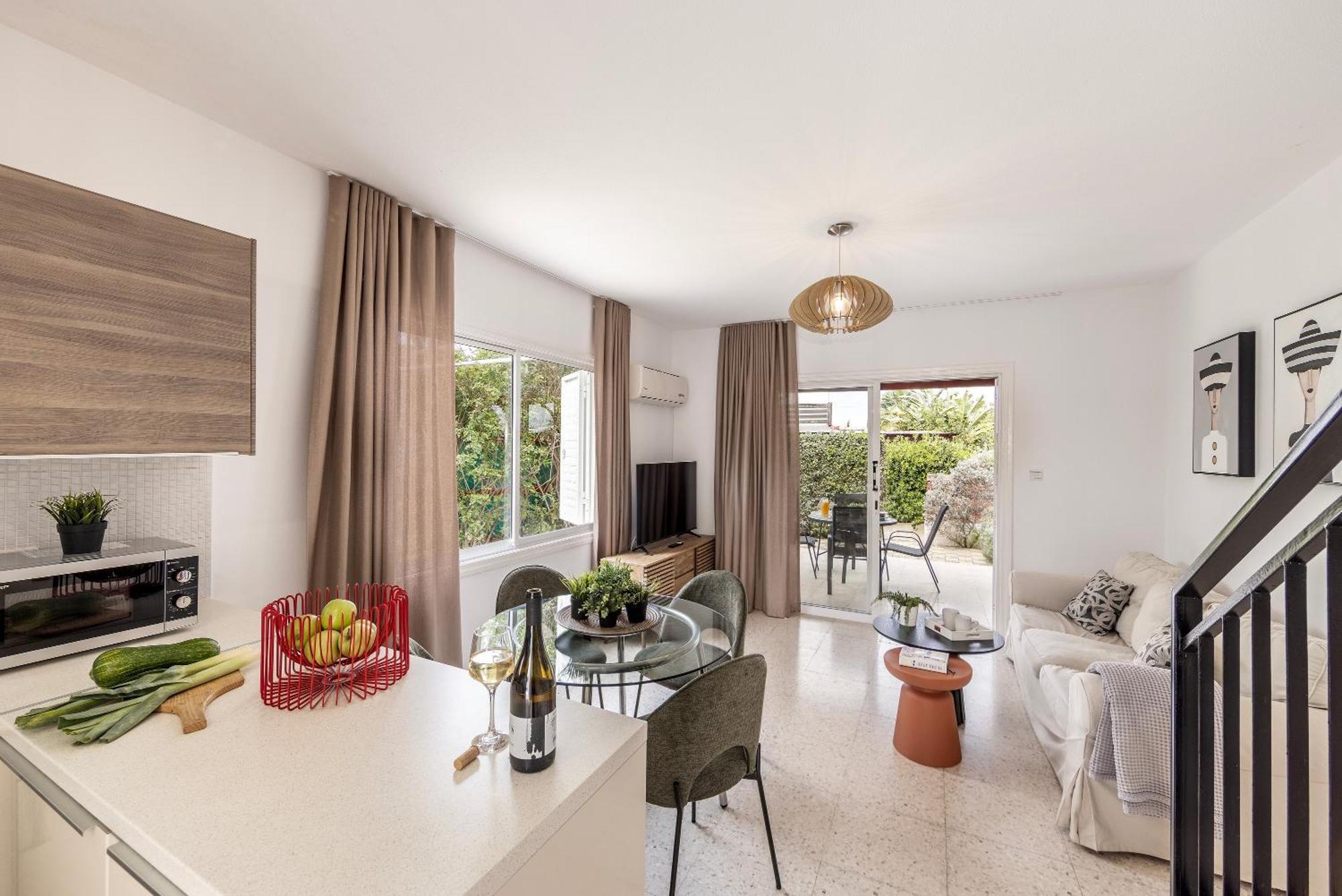 Larnaca Villa Marina Meneou Екстериор снимка