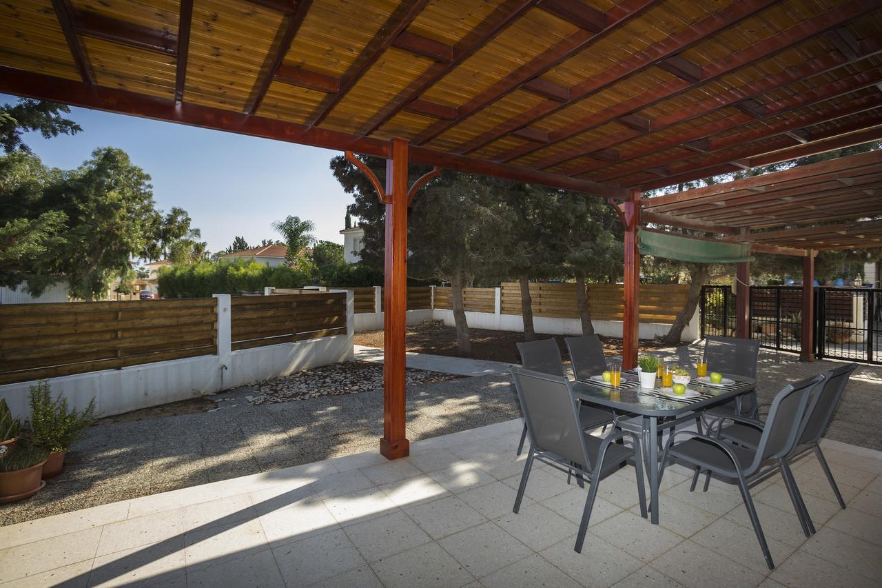 Larnaca Villa Marina Meneou Екстериор снимка